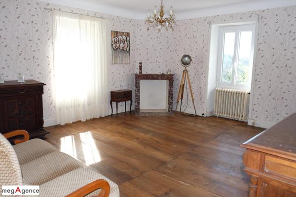 Maison à SAINTE-FEREOLE, 19270 - 8 pièces 187m²