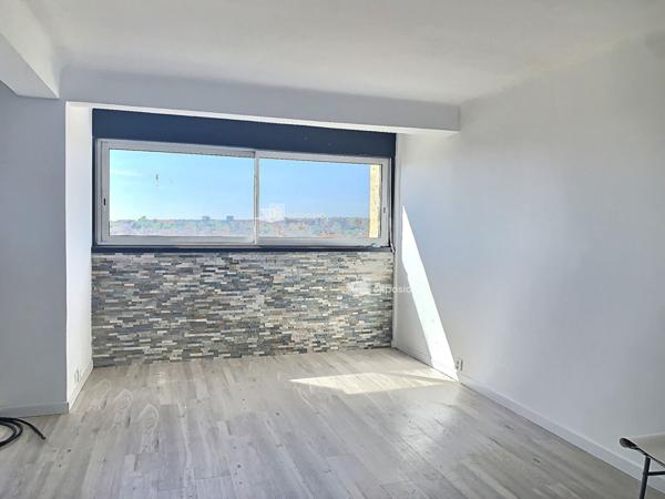 Appartement T3 à louer au 8 ème et dernier étage - Blancarde, Marseille