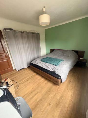 T3 entièrement rénové avec balcon, garage et cave – Francheville 69340