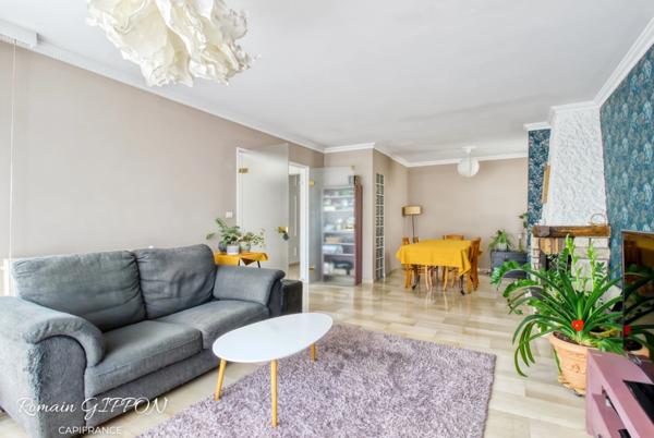 Maison à vendre - 5 pièces 123m2 - sous-sol complet et grand terrain