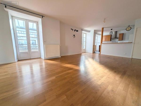 Appartement à vendre à Vichy dans l'Allier (03200), ref : 03019-146