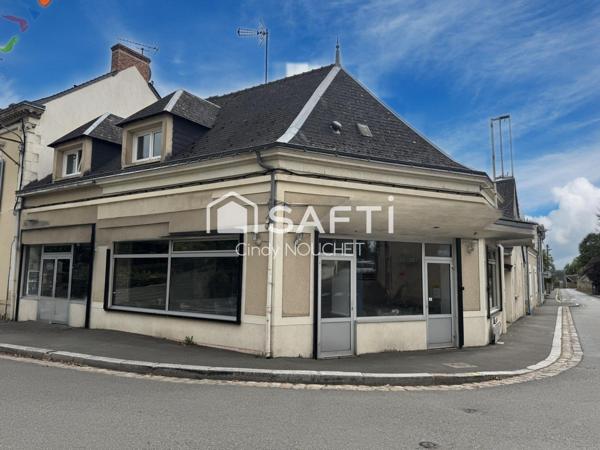 Situé en plein coeur de la Flèche, cet bâtiment offre une belle opportunité d'investissement