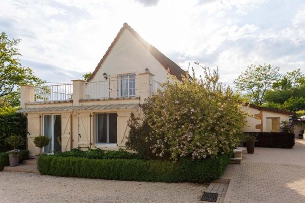 Propriété à vendre 8 pièces, 10 min de Paray Le Monial(71)