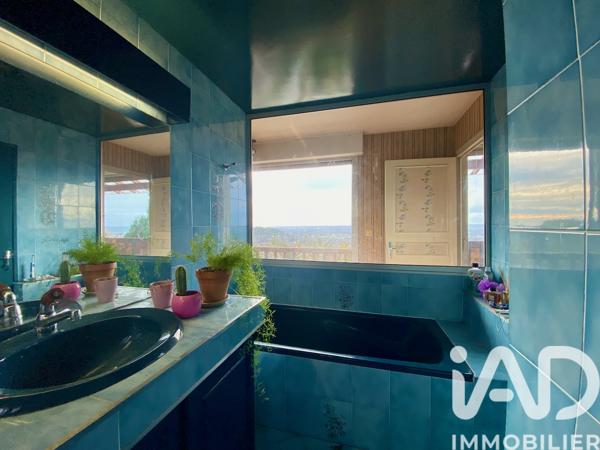 Maison à vendre 5 pièces 144 m² Saint-Hilaire-de-Lusignan