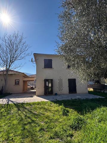 Maison individuelle T4 de 130m2 avec jardin piscinable de 550 m2