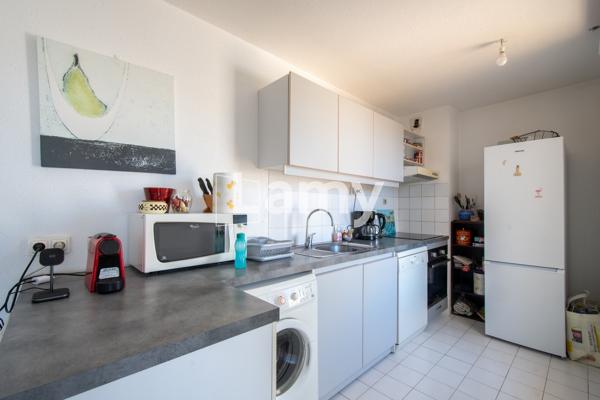 Appartement avec cellier et garage