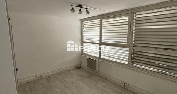 À vendre Local commercial 100 m² - Avignon 84000