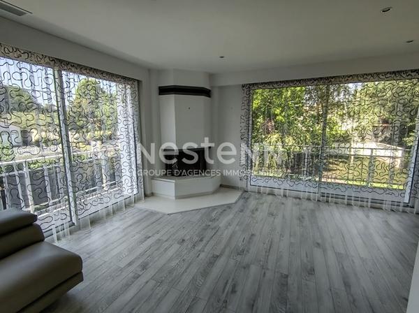 Propriété Magne 8 pièce(s) 166 m², 4 chambres, terrain de 9 650 m².