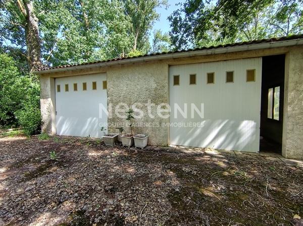 Propriété Magne 8 pièce(s) 166 m², 4 chambres, terrain de 9 650 m².