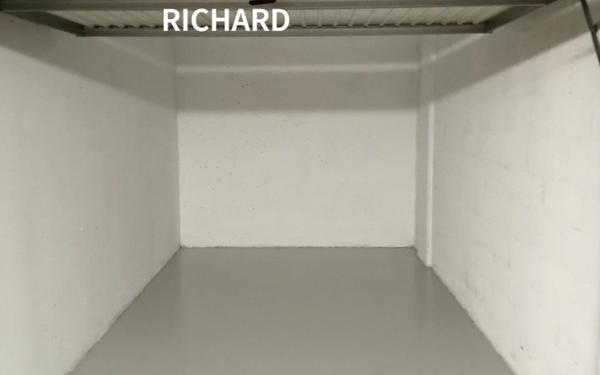 Stationnement à vendre    13 m2 La Seyne-sur-Mer