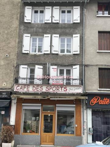 Immeuble à vendre 11 pièces de 216 m²