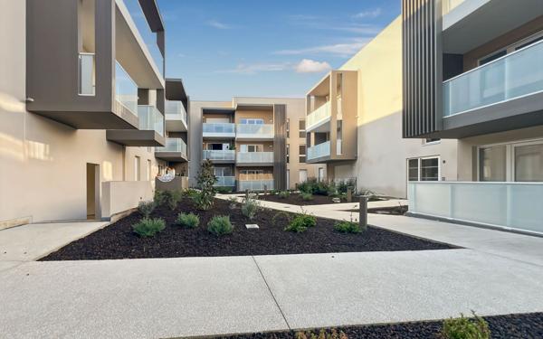 Appartement à vendre    3 pièces • 62 m2 Fréjus