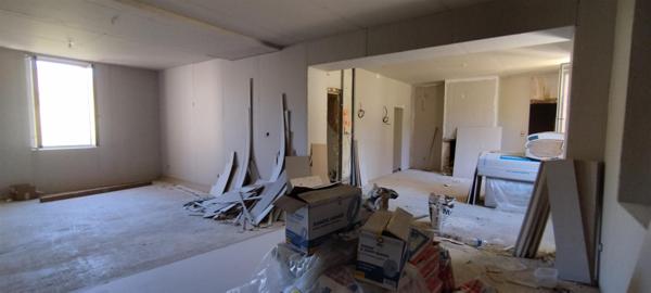 BELLE MAISON DE MAÏTRE  DANS SON ENVIRONNEMENT PRESERVE