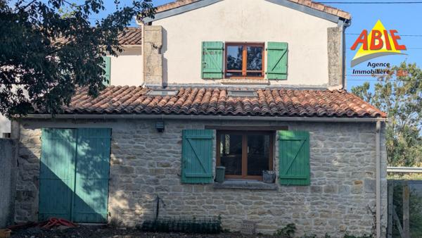 Maison  4 pièce(s)  2 chambre(s)  84 m²