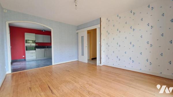 MAISON SUR SOUS SOL 3 CHAMBRES+BUREAU TERRASSE GARAGE