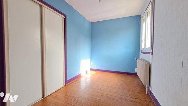 MAISON SUR SOUS SOL 3 CHAMBRES+BUREAU TERRASSE GARAGE