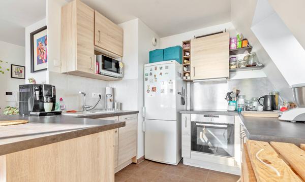 F4 dernier étage sans vis à vis.