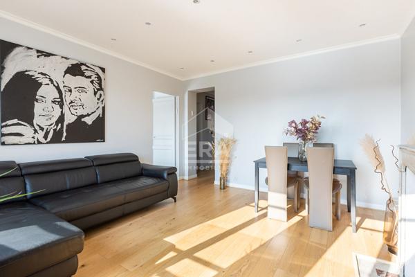 Appartement Courbevoie 3 pièce(s) 68 m2