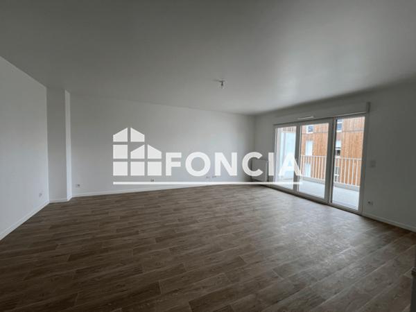 Location Appartement 3 pièces 69.01 m² - Laval 53000