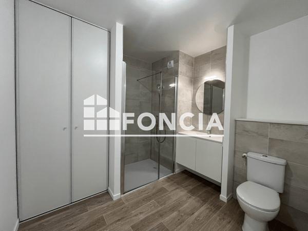 Location Appartement 3 pièces 69.01 m² - Laval 53000