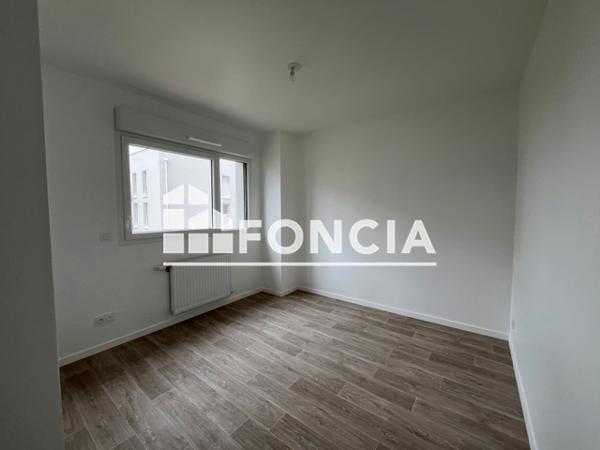 Location Appartement 3 pièces 69.01 m² - Laval 53000