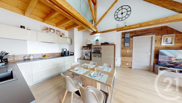 Appartement F4 à vendre  5 pièces - 89,32 m2 FRASNE - 25