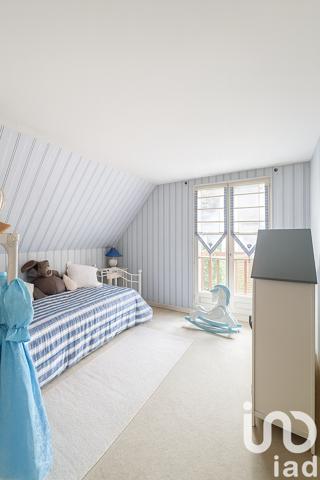 Maison à vendre 7 pièces 245 m² La Queue-en-Brie