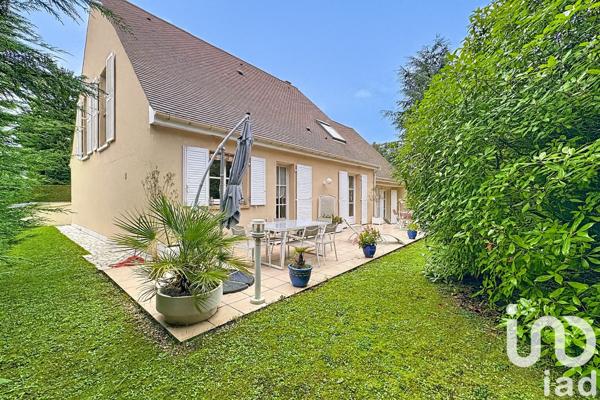 Maison à vendre 7 pièces 245 m² La Queue-en-Brie
