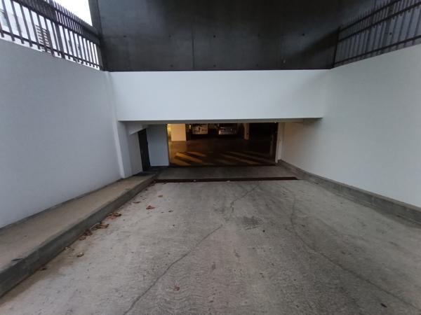 Place de parking en sous-sol