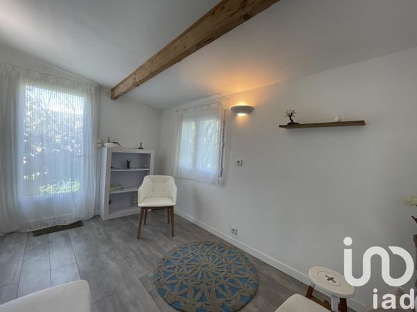 Maison traditionnelle 5 pièces de 171 m² à Ceyreste (13600)