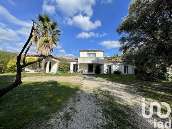 Maison traditionnelle 5 pièces de 171 m² à Ceyreste (13600)