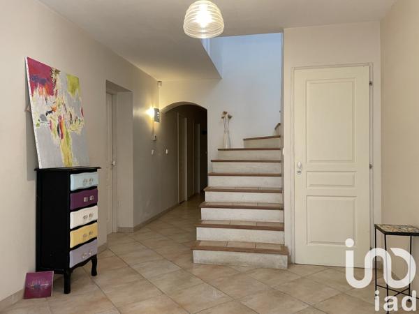 Maison traditionnelle 5 pièces de 171 m² à Ceyreste (13600)