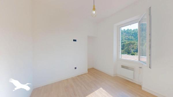 Maison à vendre 255 000 € Marseille 09 4 p 77 m² DPE D
