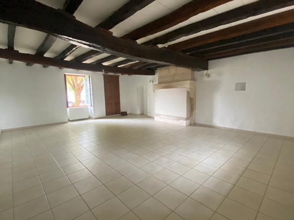 Maison Aigondigné 7 pièces 186m2