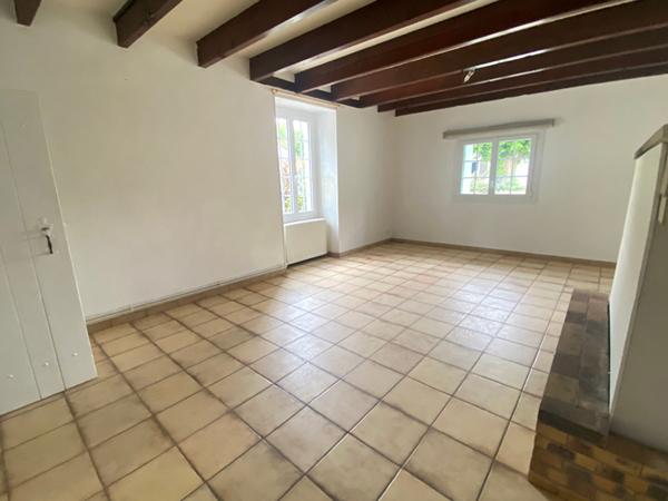 Maison Aigondigné 7 pièces 186m2