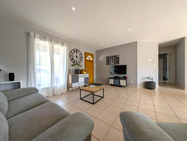 Maison à vendre 5 pièces MABLY (42)