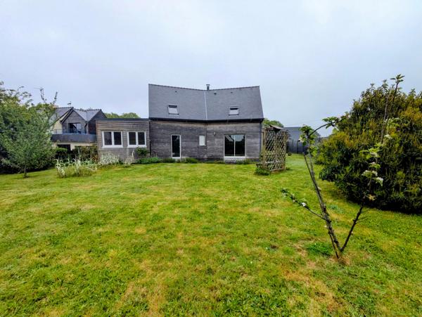 44420 MESQUER - MAISON avec vie de plain pied - 5 chambres