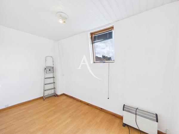 EXCLUSIVITÉ Maison 1930 - 77.08 m² à Croix