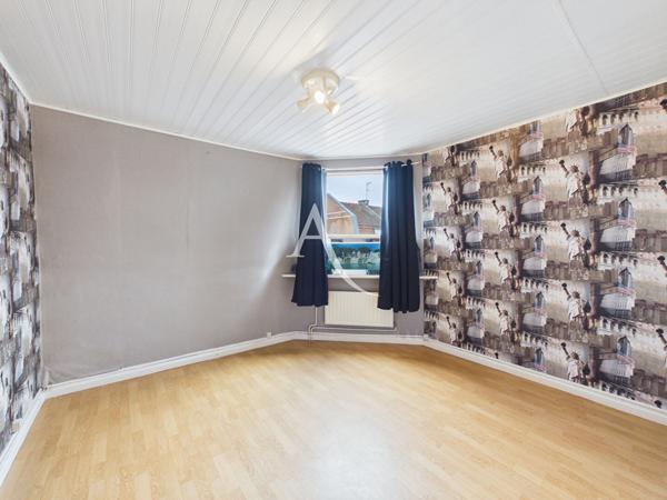 EXCLUSIVITÉ Maison 1930 - 77.08 m² à Croix