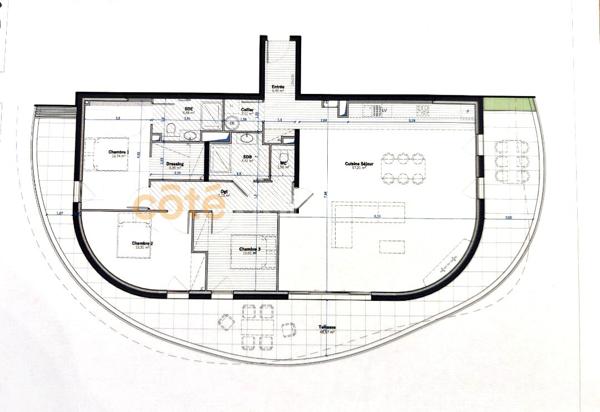 Vente
                Appartement121,92 m² - 4 Pièces -
                    NARBONNE (11100)
