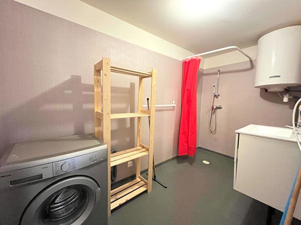 Location
                Appartement40,8 m² - 1 Pièce -
                    MONTAUBAN (82000)