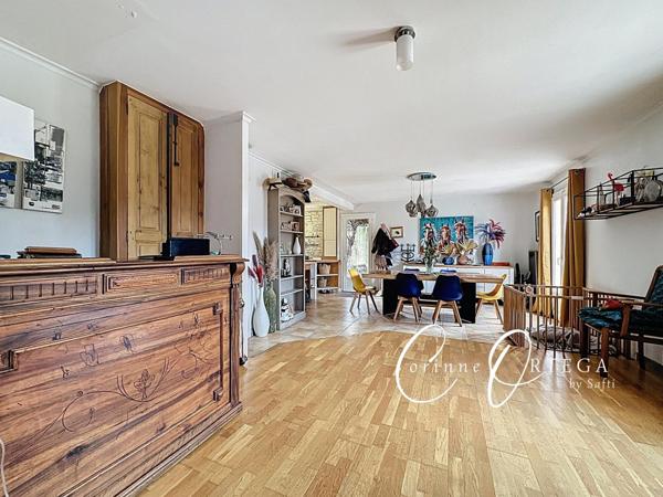 Villa de plain pied  4 chambres et pisicne