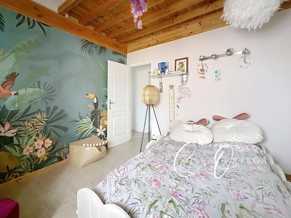 Villa de plain pied  4 chambres et pisicne