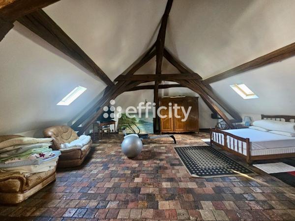 Maison 10 pièces - 304 m²