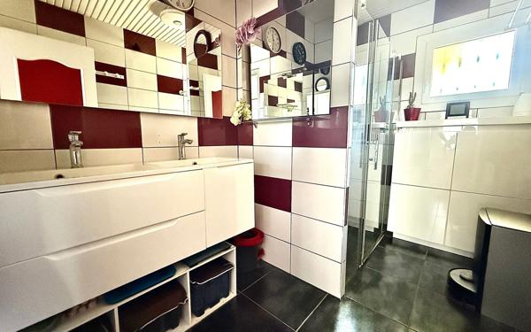 Maison à vendre    5 pièces •  Langon