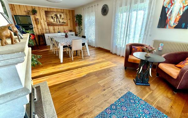 Maison à vendre    5 pièces •  Langon