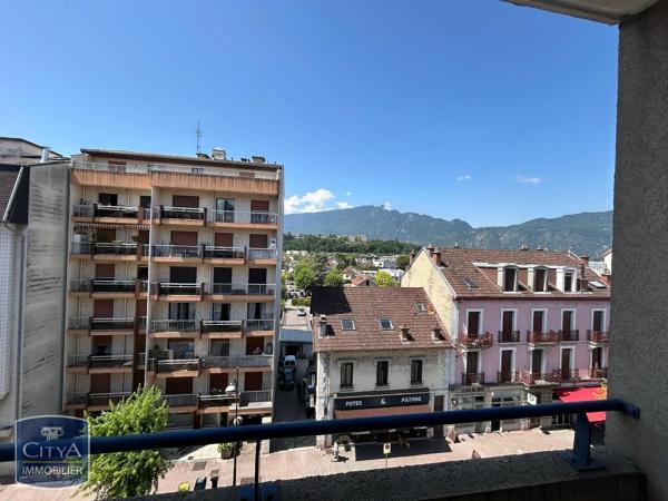 Appartement à louer 3 pièces 69.3m² Aix-les-Bains (73100)