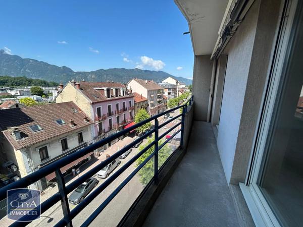 Appartement à louer 3 pièces 69.3m² Aix-les-Bains (73100)