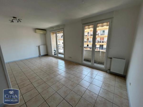 Appartement à louer 3 pièces 69.3m² Aix-les-Bains (73100)
