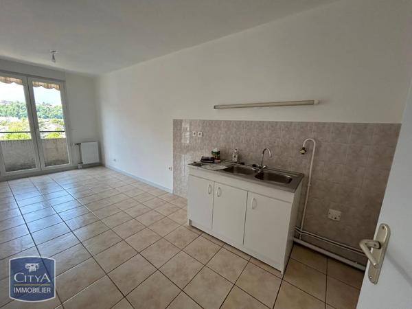 Appartement à louer 3 pièces 69.3m² Aix-les-Bains (73100)
